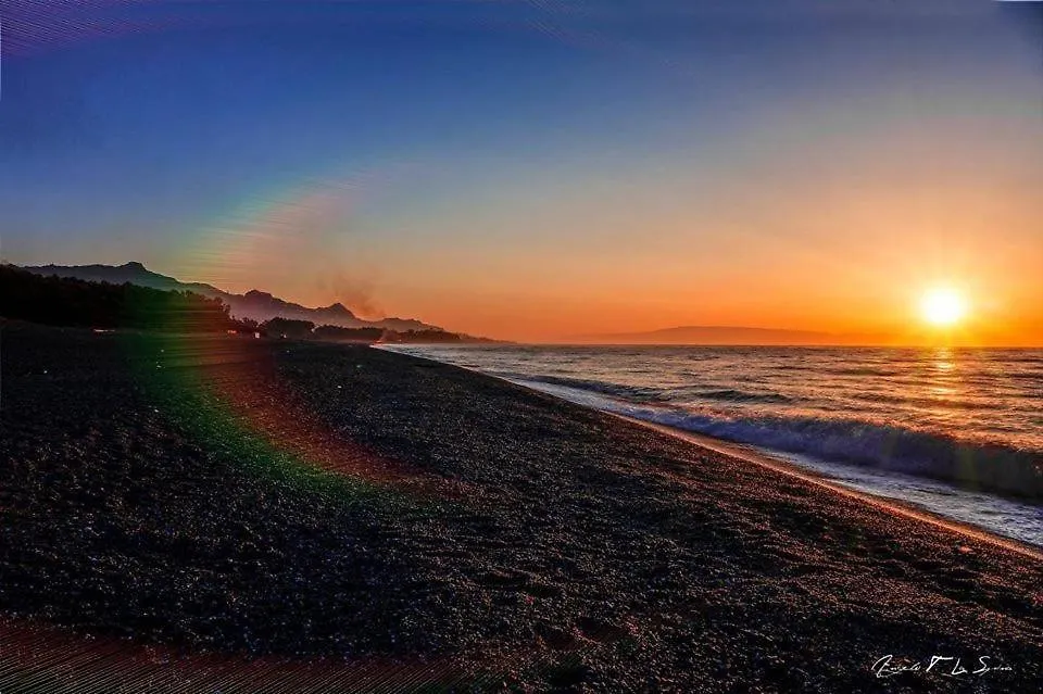 Casa Vacanze Mare Etna Fiumefreddo di Sicilia 0*,
